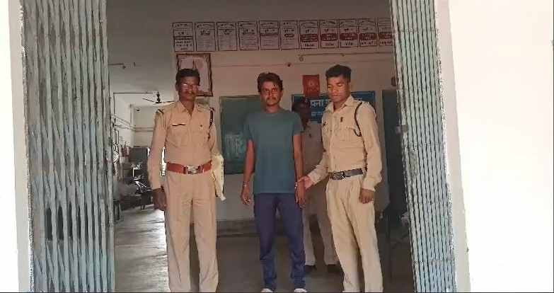 जशपुर पुलिस की बड़ी कामयाबी : फरसाबहार जियो टावर से सामान चोरी के आरोपी को विदिशा से गिरफ्तार कर प्रस्तुत किया गया न्यायालय के समक्ष.