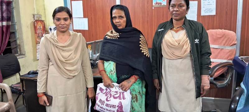 रावण ऑटो दुकान में छापेमारी : 310 पाउच गांजा के साथ महिला गिरफ्तार…एनडीपीएस एक्ट के अंतर्गत मामला दर्ज