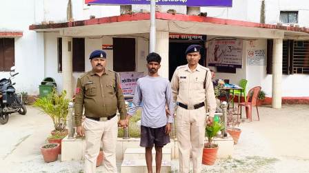 जशपुर में सनसनीखेज वारदात: बेटे ने मां-भाभी पर टंगिया से किया हमला, हालत गंभीर