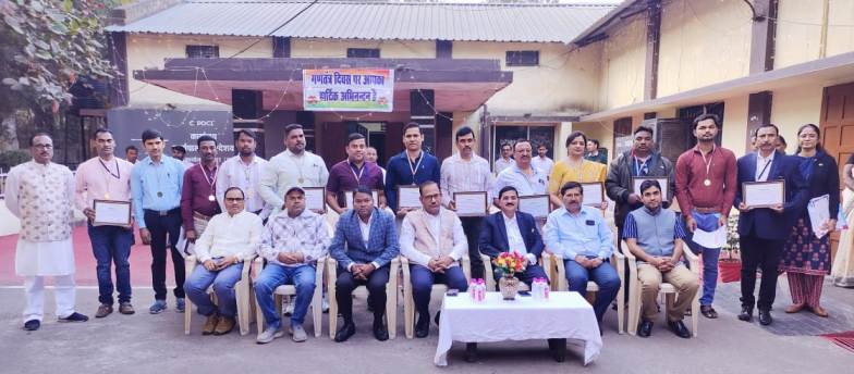 रायपुर के बिजली कर्मियों का सम्मान! गणतंत्र दिवस पर उत्कृष्ट कार्य के लिए पुरस्कृत