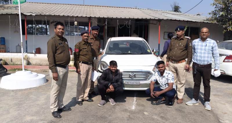रुपये पैसे की मांग कर मारपीट करते हुए जबरन खींचकर कार में बैठाने का प्रयास : सरगुजा पुलिस की कड़ी कार्यवाही… प्रकरण में शामिल दो आरोपी किये गये गिरफ्तार… भेजा गया न्यायिक अभिरक्षा में.