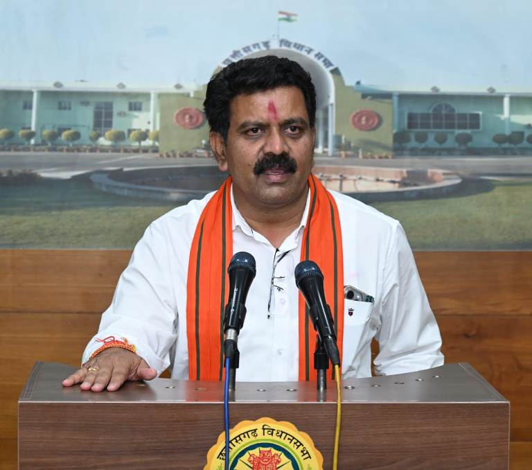 उपमुख्यमंत्री विजय शर्मा के विभागों के लिए 21,277 करोड़ 28 लाख से अधिक की अनुदान मांगें पारित