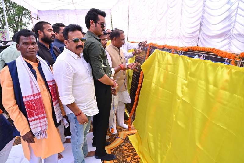 जशपुर : मुख्यमंत्री विष्णुदेव साय ने कुल 63 करोड़ के विभिन्न विकास कार्यों का लोकार्पण और शिलान्यास किया