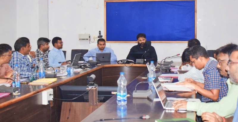 जशपुर कलेक्टर ने सुशासन तिहार के प्राप्त आवेदनों का गंभीरता से निराकरण करने के दिए निर्देश, धान का उठाव नहीं करने वाले राईस मिलर्स पर की जाएगी कड़ी कार्यवाही