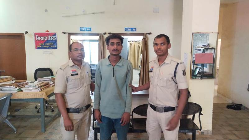 जशपुर पुलिस ने रात्रि गश्त के दौरान दुष्कर्म के आरोपी को धर दबोचा, नाबालिक से दुष्कर्म कर घूम रहा था बेपरवाह, घबराई नाबालिक बच्ची को देखकर की पूछताछ, त्वरित कार्यवाही कर आरोपी को किया गिरफ्तार, भेजा जेल