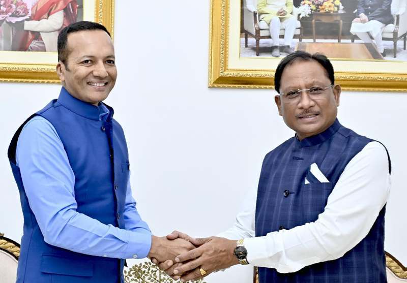 मुख्यमंत्री विष्णु देव साय से सांसद नवीन जिंदल ने की सौजन्य मुलाकात