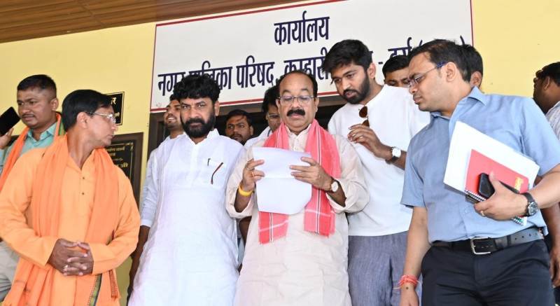 उप मुख्यमंत्री अरुण साव ने दुर्ग जिले के कुम्हारी नगर पालिका का किया औचक निरीक्षण : कहा – विकास कार्यों के लिए लगातार आ रही राशि का जनहित में हो उपयोग