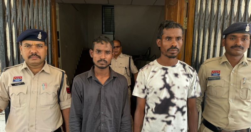 दोपहर में घर में घुसकर जानलेवा हमला, रायपुर में खून से सनी वारदात, दो गिरफ्तार