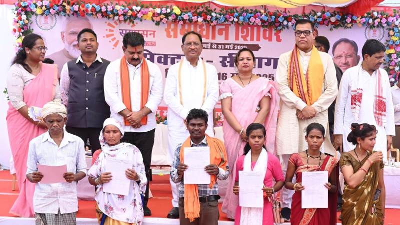 मुख्यमंत्री पहुंचे सीतागांव समाधान शिविर : 132 केवी सब स्टेशन, प्राथमिक स्वास्थ्य केंद्र उन्नयन, हायर सेकेंडरी स्कूल उन्नयन की घोषणाएं