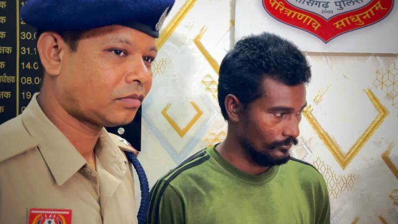 तमिलनाडु में मजदूर बनकर छिपा था हत्या का आरोपी, रायगढ़ पुलिस की सटीक प्लानिंग से पकड़ा गया, अवैध संबंधों की रंजिश में हत्या, आरोपी ने की थी पहचान छिपाकर मजदूरी, साइबर ट्रेसिंग से हुआ खुलासा.