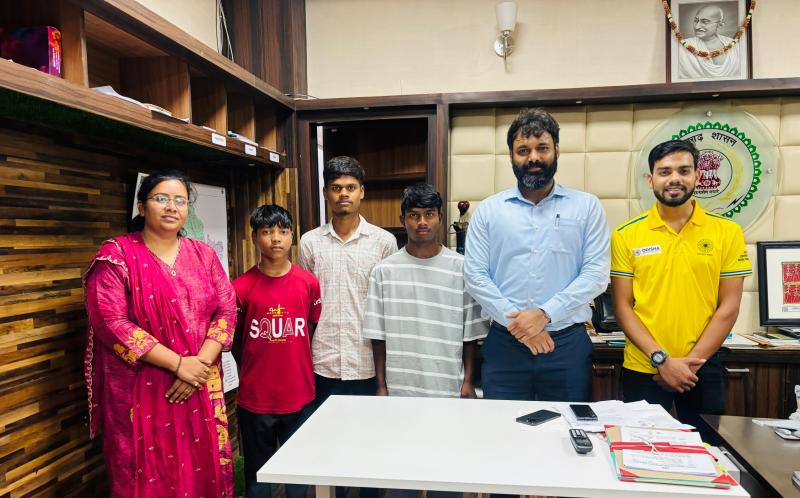 जशपुर : राजनांदगांव आवासी खेल अकादमी के जिले के तीन खिलाड़ी हुए चयनित, कलेक्टर श्री व्यास ने चयनित होकर जिले का नाम रोशन करने पर खिलाड़ियों को दी अपनी शुभकामनाएं