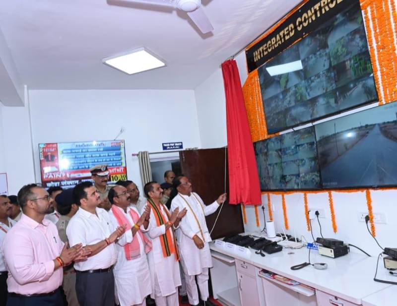 मुख्यमंत्री श्री साय ने किया मुंगेली में सीसीटीवी कैमरा नेटवर्क और उन्नत पुलिस कंट्रोल रूम का लोकार्पण : शहर की सुरक्षा व्यवस्था को मिलेगी नई मजबूती, 62 हाई-टेक कैमरों से होगी चौबीसों घंटे निगरानी