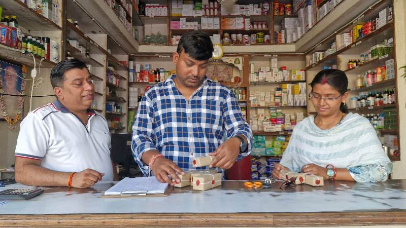 स्वास्थ्य मंत्री श्याम बिहारी जायसवाल के निर्देश पर नशीली दवाइयों की अवैध बिक्री पर खाद्य एवं औषधि विभाग की सख्त कार्रवाई