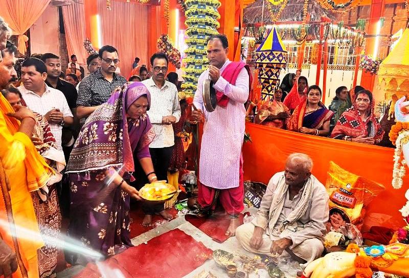 श्री जगन्नाथ मंदिर दोकड़ा प्राण प्रतिष्ठा कार्यक्रम : भक्ति में रंगा दोकड़ा, प्राण प्रतिष्ठा महोत्सव में अष्ट प्रहरी, शोभा-यात्रा और झारखंडी कलाकारों का सांस्कृतिक संगम, आयोजन में जुटी हजारों की भीड़.