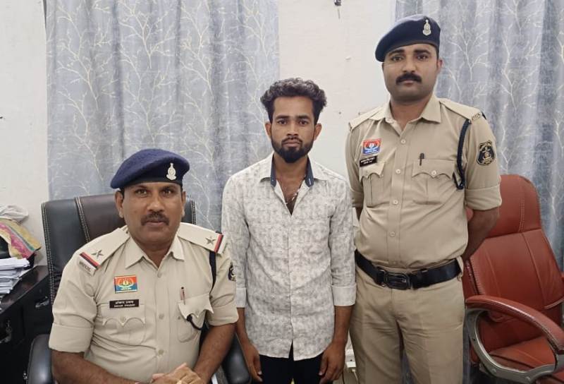 पॉक्सो और आईटी एक्ट के तहत बड़ी कार्रवाई : सोशल मीडिया में महिला-बच्चों की अश्लील क्लिप फैलाने वाला आरोपी गिरफ्तार