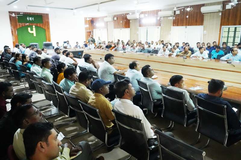 जशपुर : ई-ऑफिस संचालन हेतु कार्यशाला का हुआ आयोजन, शासकीय विभागों के अंतर्गत कार्यों को तीव्र गति से सम्पादित करने ई आफिस का होगा प्रयोग