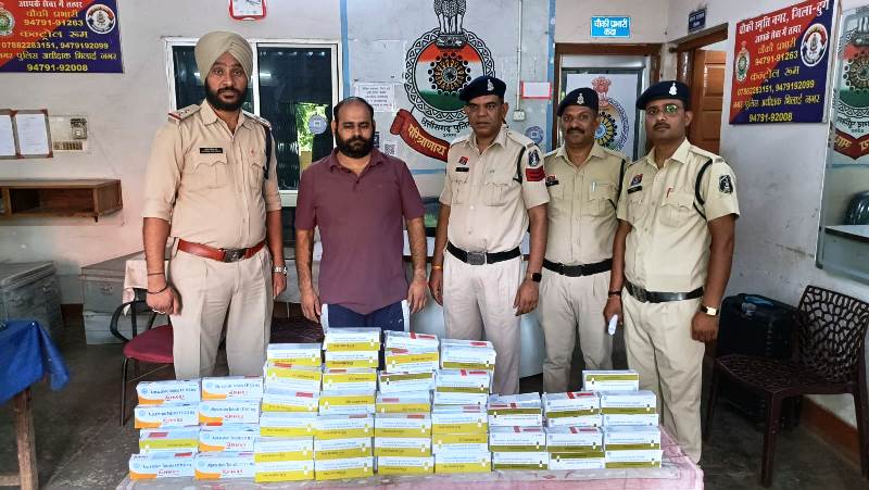 पुलिस की बड़ी सफलता : नशे के सौदागर पर पुलिस की करारी चोट, END TO END कार्रवाई में गोदिया से ₹3.18 लाख के भारी मात्रा में नशीले कैप्सूल और टेबलेट जब्त, गोदिया से आरोपी गिरफ्तार, न्यायालय में किया गया प्रस्तुत.