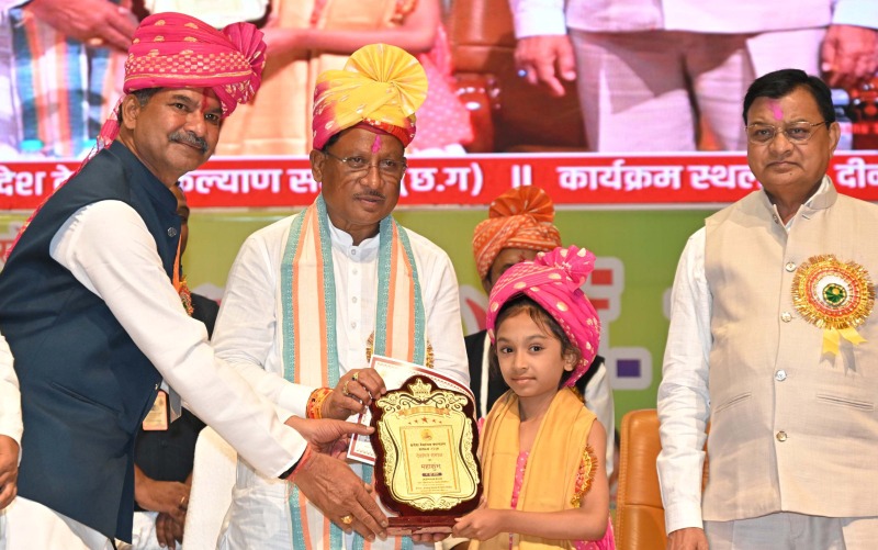 विकसित छत्तीसगढ़ की नींव रखेगा देवांगन समाज! CM विष्णु साय बोले – मेहनत, व्यापार और शिक्षा में अव्वल