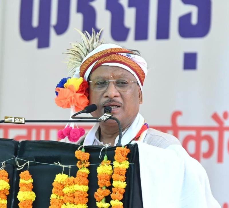 मुख्यमंत्री विष्णुदेव साय कांकेर में बुढालपेन करसाड़ एवं मांदरी महोत्सव में हुए शामिल, “एक पेड़ मां के नाम” अभियान में की सहभागिता की अपील