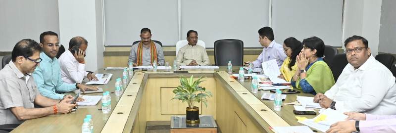 मुख्यमंत्री की अध्यक्षता में स्वास्थ्य विभाग की समीक्षा बैठक सम्पन्न : अंतिम व्यक्ति तक सुनिश्चित हो दवाइयों की पहुंच – मुख्यमंत्री विष्णुदेव साय