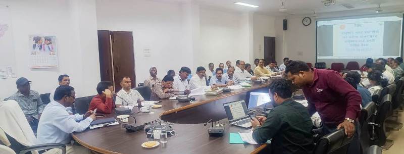 जशपुर : आयुष्मान कार्ड बनाने के संबंध में समीक्षा बैठक सम्पन्न, छुटे हुए हितग्राहियों को कार्ड बनाने के दिए निर्देश