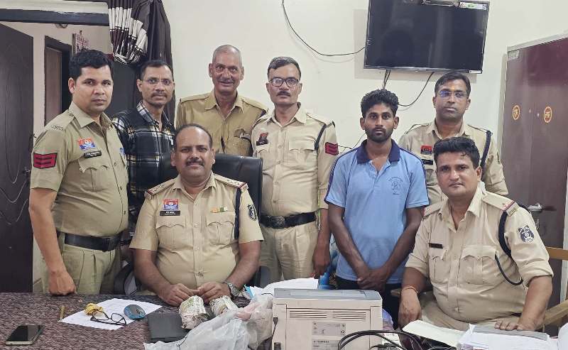 हत्या या हैवानियत ? घरेलू कलह में पति ने तवे से वार कर की पत्नी की हत्या, आरोपी गौरीशंकर गिरफ्तार