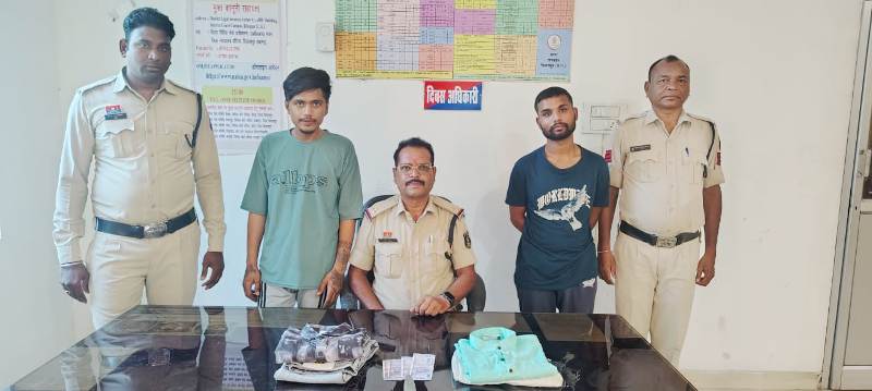 कोचिंग जाते छात्र को बनाया निशाना, एक्टिवा सवार बदमाशों ने लूटी नकदी और चैन, सीसीटीवी की मदद से दबोचे गए आरोपी