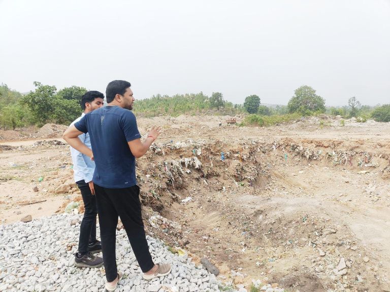 कुनकुरी नपं अध्यक्ष विनयशील ने अमृत मिशन योजना के कार्य में तेजी लाने के लिए दिए निर्देश