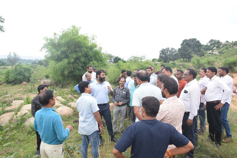 जनता के बीच पहुंचकर कलेक्टर रोहित व्यास सुन रहे समस्या, जशपुर में प्रशासनिक कार्यशैली को मिल रही नई पहचान