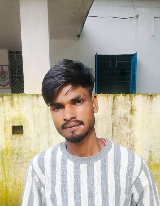 ऑपरेशन शंखनाद : जशपुर पुलिस ने बरगीडांड़ का फरार पशु तस्कर मनसूर खान को किया गिरफ्तार, भेजा जेल