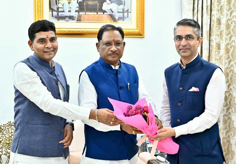 छत्तीसगढ़ की खेल प्रतिभाएं छूएंगी आकाश, आधुनिक तकनीक से होंगे खिलाड़ी पारंगत, मुख्यमंत्री विष्णु देव साय से ओलंपिक स्वर्ण पदक विजेता शूटर अभिनव बिंद्रा ने की मुलाकात