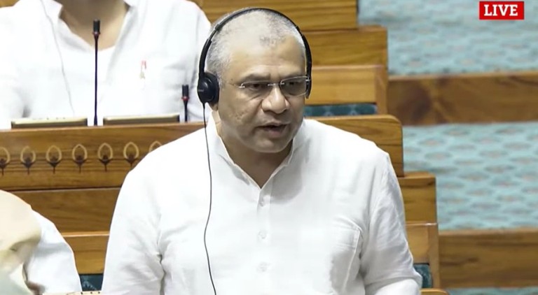 मोदी सरकार का बिहार के लिए बड़ा मास्टरस्ट्रोक: रेलवे बजट में बंपर बढ़ोतरी, नई ट्रेनें, पुल और कनेक्टिविटी से होगा कायाकल्प