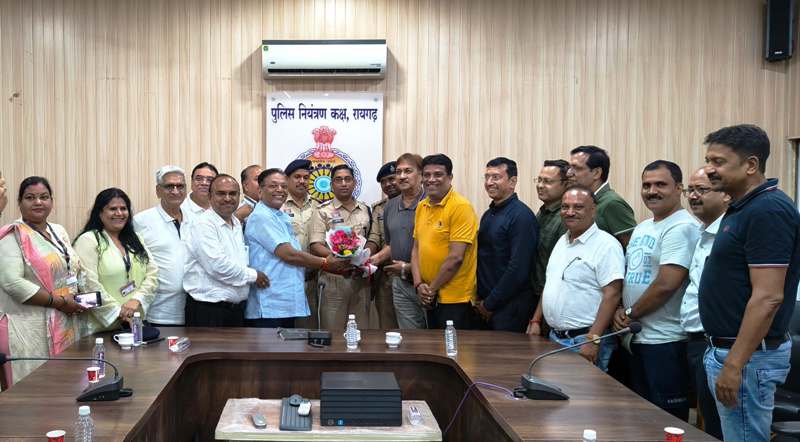 रायगढ़ में ‘सुरक्षित सुबह’ अभियान को लेकर पुलिस और समाजसेवियों की अहम बैठक, CCTV कैमरों के विस्तार पर बनी सहमति, ‘सुरक्षित सुबह’ के तहत रायगढ़ शहर की सुरक्षा होगी और सख्त, चौक-चौराहों पर लगेंगे हाईटेक सीसीटीवी कैमरे.