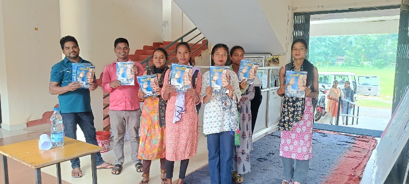 जनमन पत्रिका से छात्राओं को मिली नई दिशा! जशपुर के कन्या महाविद्यालय में शासन योजनाओं का ज्ञान अब हर हाथ में