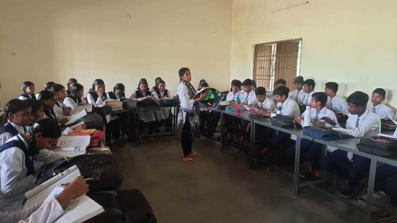 अब बैक बेंचर नहीं, हर बच्चा बनेगा एक्टिव लर्नर – ‘U SHAPE’ क्लासरूम मॉडल से क्रांति की शुरुआत