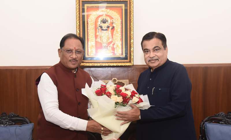 छत्तीसगढ़ में विकास की रफ्तार बढ़ाने केंद्रीय मंत्री नितिन गडकरी से मिले मुख्यमंत्री विष्णुदेव साय, आदिवासी अंचलों को जोड़ने पर जोर