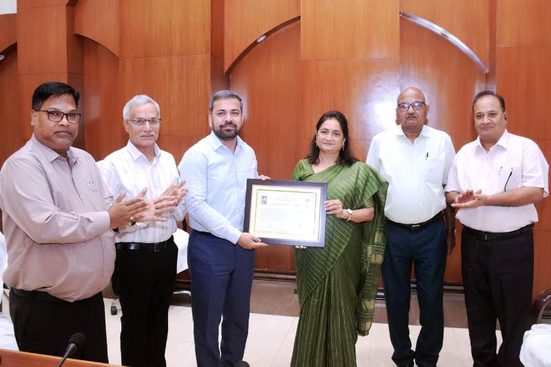 चार दशक की सेवा के बाद पॉवर कंपनी की पहली महिला ईडी ज्योति नंनौरे को दी गई ऐतिहासिक विदाई, सेवानिवृत्ति पर मिले सम्मान से छलका भावनाओं का सैलाब, पॉवर कंपनी के कार्यक्रम में उमड़ा जनसैलाब.