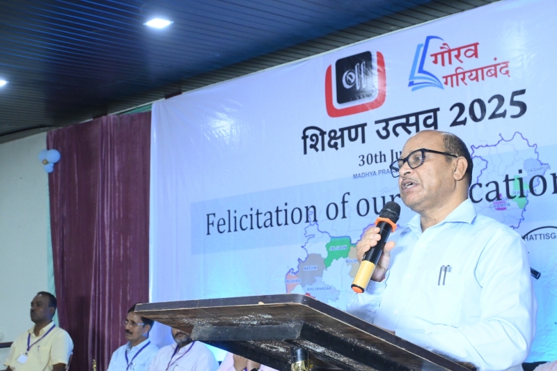 गौरव गरियाबंद अभियान के माध्यम से जिले मे शिक्षा को और आगे ले जाना है- कलेक्टर श्री उइके