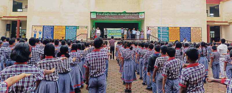 पी.एम. श्री केन्द्रीय विद्यालय जशपुर में 600 छात्रों ने ली नशामुक्ति की शपथ, समाज कल्याण विभाग ने किया प्रेरणादायक आयोजन