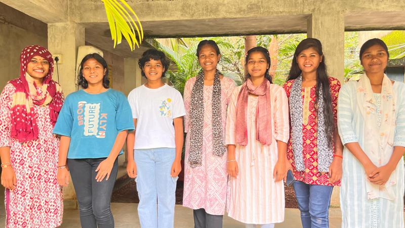 जशपुर की बेटियों की ऐतिहासिक उपलब्धि: 100 में से 43 होम गार्ड पद अपने नाम, नवसंकल्प की मेहनत से बदली ज़िंदगी