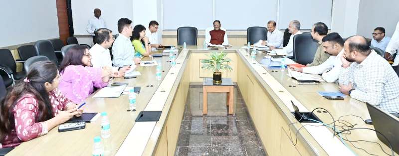 BREAKING: मुख्यमंत्री विष्णुदेव साय का सख्त आदेश – राजस्व प्रकरणों में देरी बर्दाश्त नहीं, ई-कोर्ट और भू-अर्जन प्रक्रिया पर कलेक्टर्स की नजर, रजत महोत्सव की तैयारियों की गहन समीक्षा