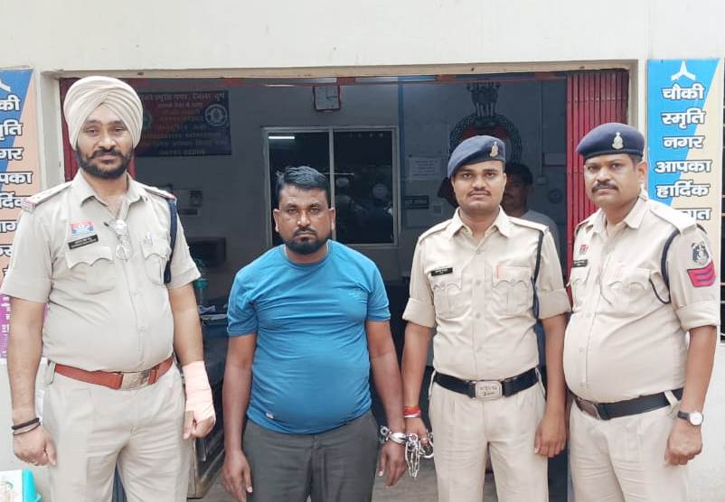 छह जिलों में नौकरी का झांसा देकर 30 लाख की ठगी करने वाला आदतन ठग साबास खान गिरफ्तार, खुद को मंत्रालय का बाबू बताकर करता था शिकार, न्यायिक रिमांड पर भेजा गया जेल