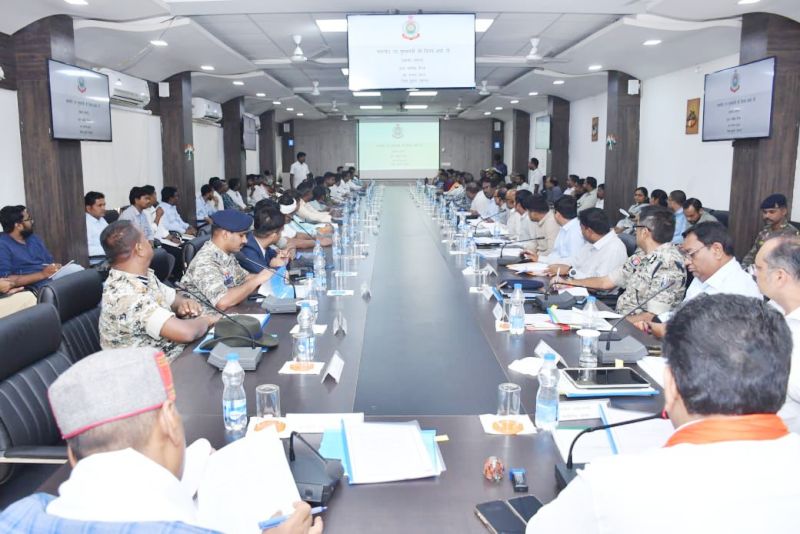 31 मार्च 2026 तक नक्सलवाद का अंत : सुकमा से उठी शांति और विकास की गूंज, विकास और सुरक्षा का डबल अटैक, उपमुख्यमंत्री विजय शर्मा का नक्सलवाद खत्म करने का मास्टर प्लान.