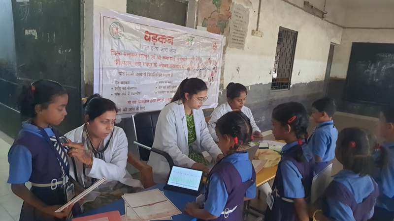 दिल की सेहत पर रायपुर प्रशासन का फोकस! ‘प्रोजेक्ट धड़कन’ से बच्चों को मिल रही जीवनरक्षक जांच
