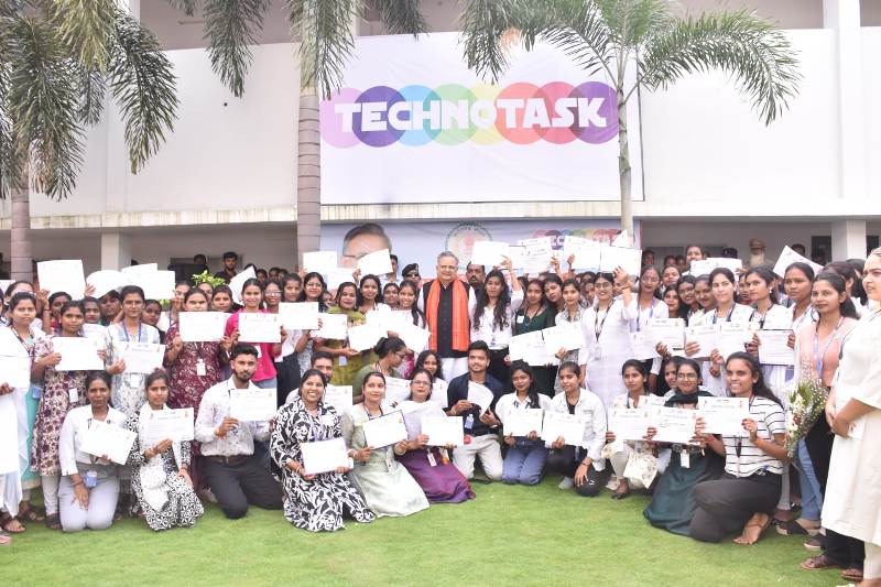 साईबर सिटी की अवधारणा पर प्रारंभ किया गया आरोहण बीपीओ सेंटर – विधानसभा अध्यक्ष डॉ. रमन सिंह