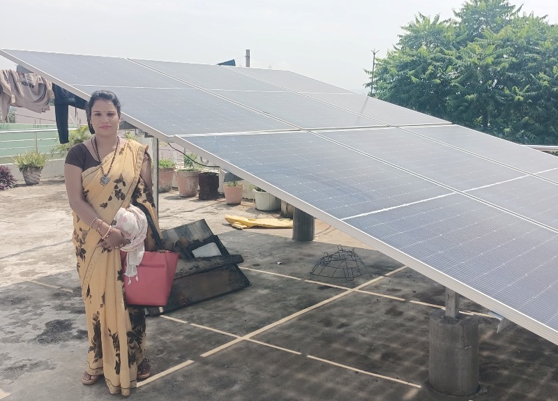 छत पर सजे सूरज के घर से चमका जीवन : बचत की खुशी, पर्यावरण की रोशनी’, ’बिजली बिल से मिली राहत और आने वाली पीढ़ियों के लिए स्वच्छ भविष्य का संकल्प’