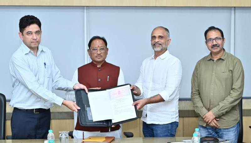 प्रदेश में शिक्षा और स्वास्थ्य सुविधाओं के उन्नयन के लिए सरकार प्रतिबद्ध – मुख्यमंत्री विष्णुदेव साय