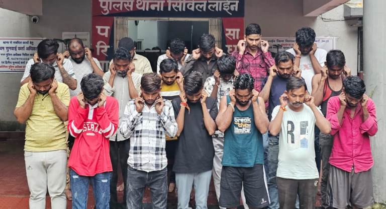 बिलासपुर में अपराधियों पर पुलिस का कहर: जुआ एक्ट, आर्म्स एक्ट और प्रतिबंधात्मक कार्रवाई में 18 बदमाश धराए