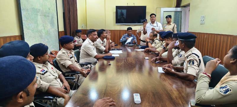 पुलिस ने आयोजित की फिंगरप्रिंट प्रशिक्षण कार्यशाला : अपराधियों की पहचान में नई तकनीक, NAFIS से अपराधियों की पहचान होगी आसान, रायगढ़ में NAFIS पर पुलिसकर्मियों को मिला विशेष प्रशिक्षण.