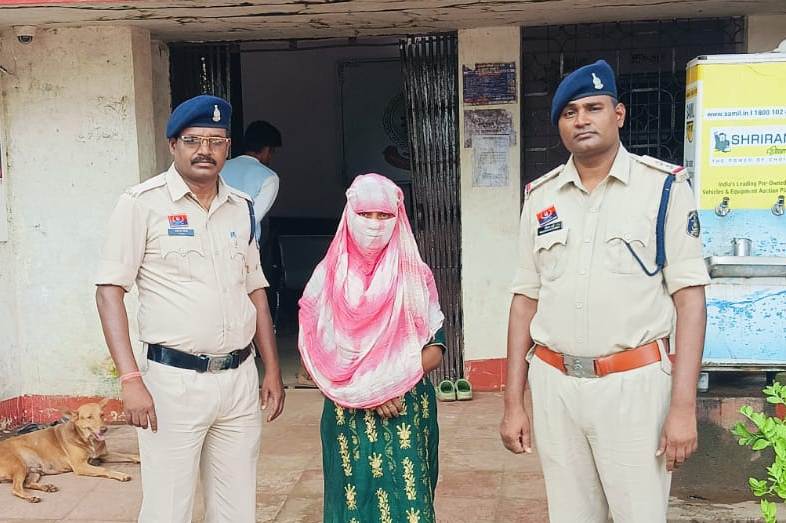 “म्यूल अकाउंट” के जरिए ठगी का खेल – निशा बेहरा गिरफ्तार, 10 हजार रुपए कमीशन पर दिया खाता, 4.50 लाख की ऑनलाइन ठगी की रकम निकालकर की बेईमानी, पुलिस ने किया सनसनीखेज खुलासा